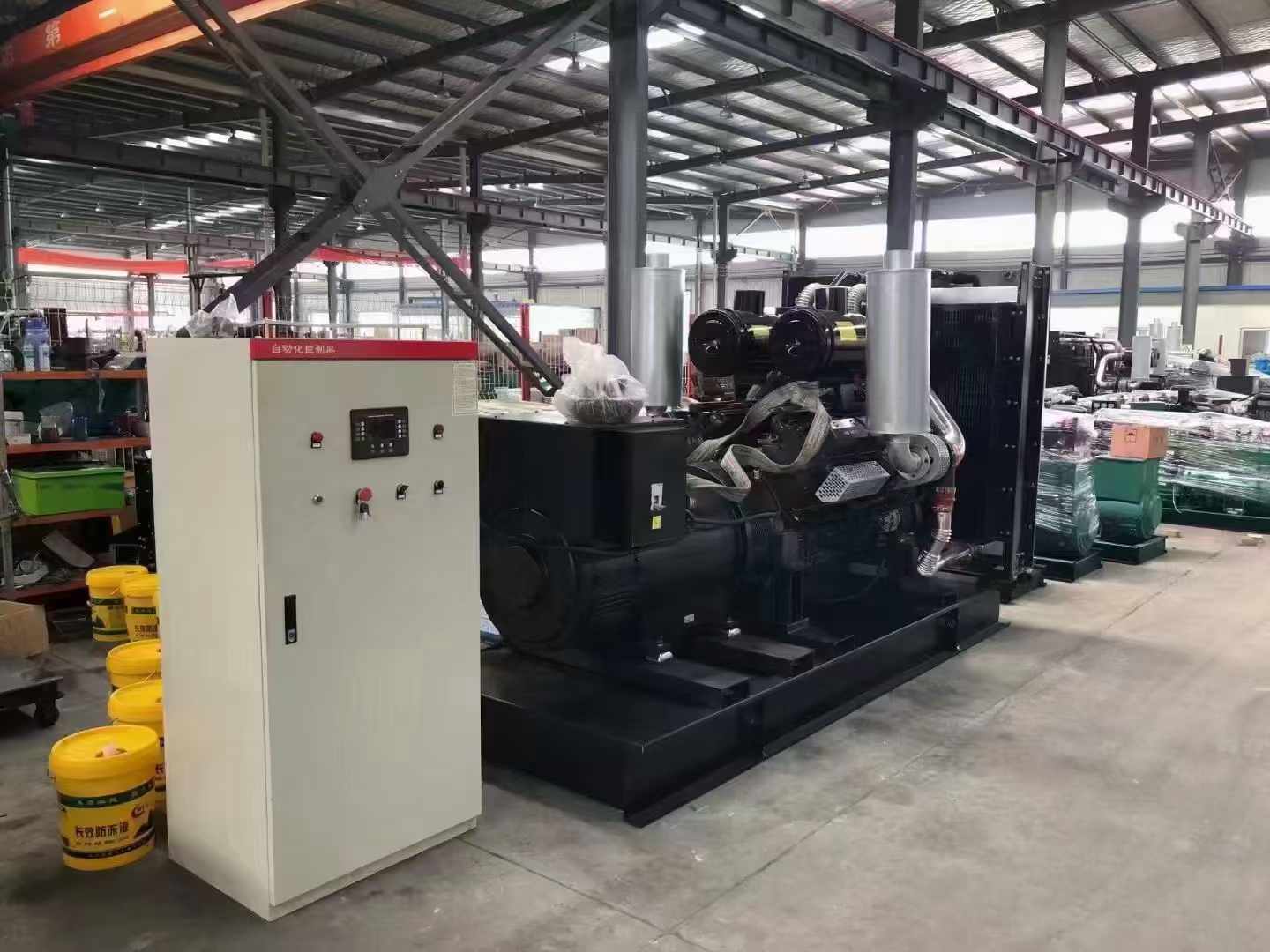 米东发电机2000kVA 负载需要多大的电缆？